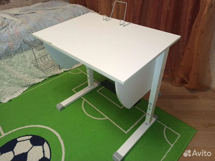 Растущая парта Осанка 80 и стул FunDesk SST3