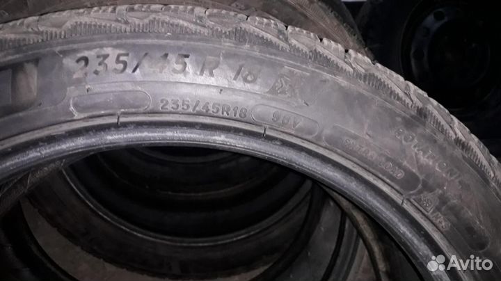 Michelin Pilot Alpin 5 235/45 R18