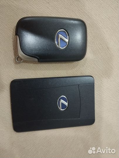 Смарт ключ на Lexus