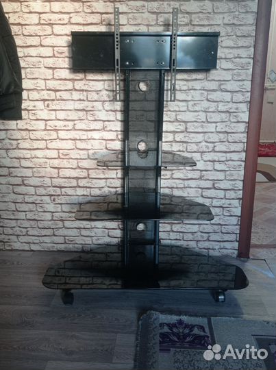 Стеклянная тумба