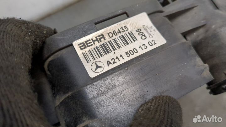 Радиатор охлаждения двигателя Mercedes E W211