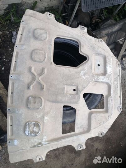 Пыльник двигателя vesta