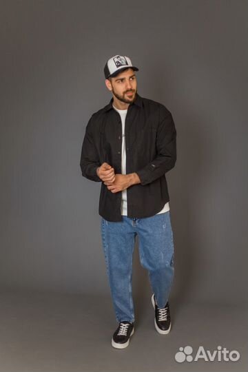 Модель мужчина съёмки для маркетплейсов