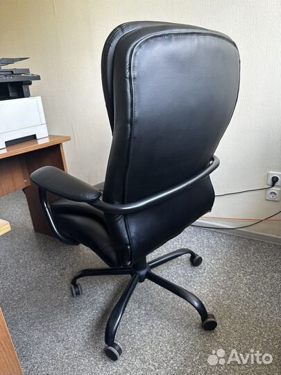 Офисное кресло бу