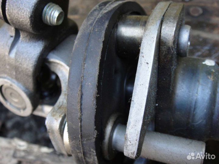 Карданчик рулевой Toyota Hilux GUN126