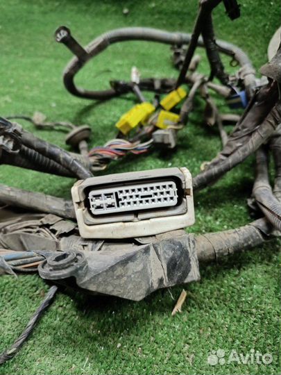 Проводка двс Mitsubishi Lancer 9 1.6 2005