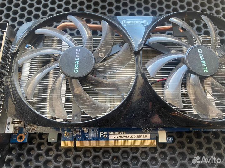 Видеокарты 3шт 2g,1g