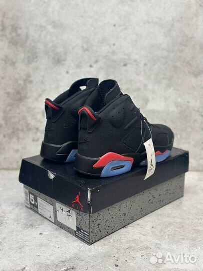 Кроссовки Nike Air Jordan 6