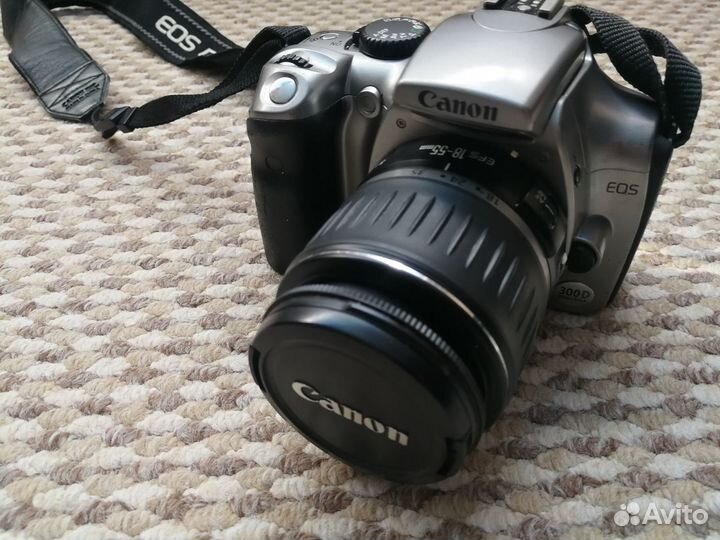 3еркалка Canon EOS 300D Kit, сумка, зарядка