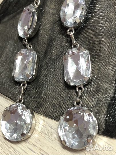 Серьги со стразами