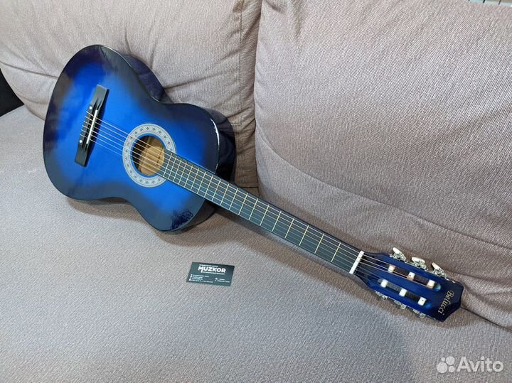Гитара классическая с чехлом