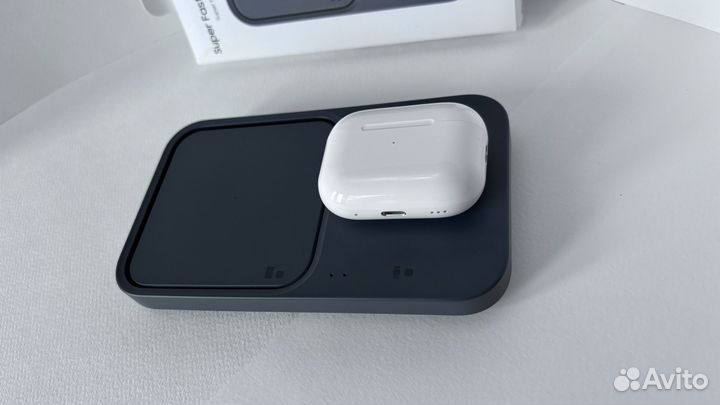 Беспроводное зарядное устройство Samsung EP-P5400