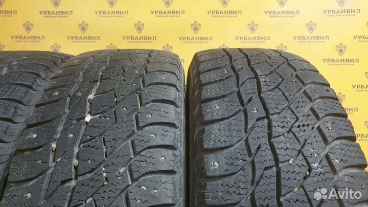 Viatti Bosco Nordico V-523 215/60 R17 96T