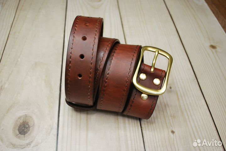 Мужской кожаный ремень