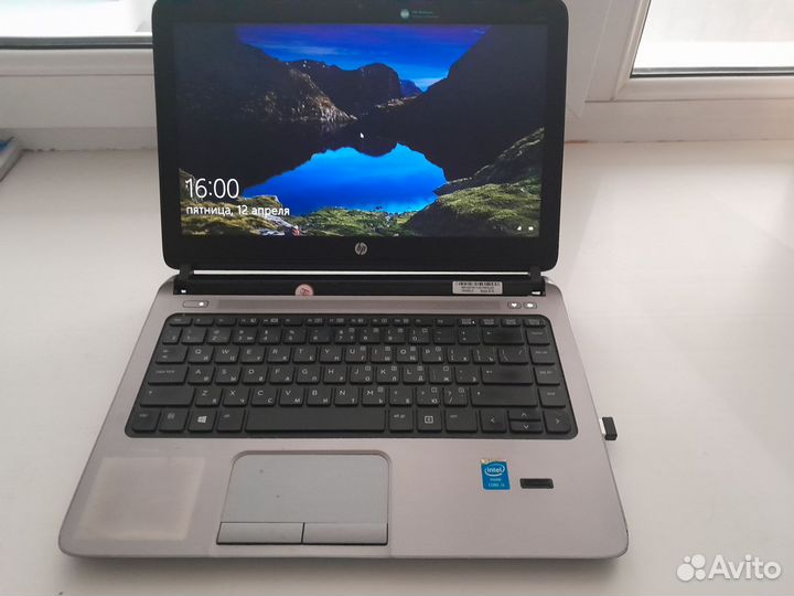 HP Core i5/8gb/512