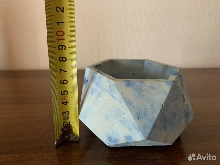 Кашпо горшок для цветов