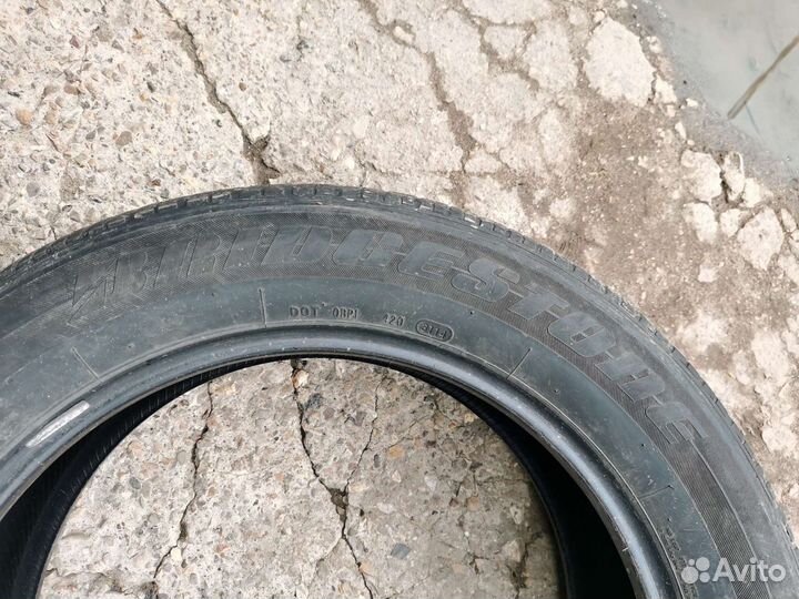 Bridgestone Dueler H/L 422 Ecopia 245/55 R19