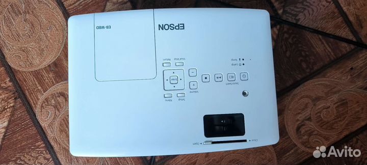 Проектор с DVD проигрывателем (медиа-центр)