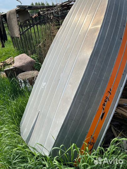 Лодка wellboat 30