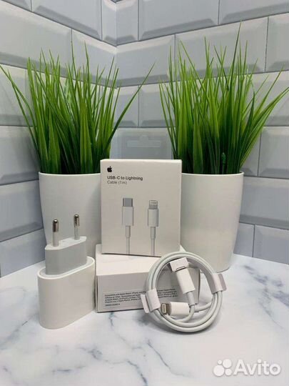 Зарядка на iPhone 20w (комплект) оригинал