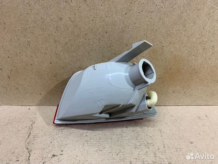 Фонарь заднего хода правый Ford Focus 2