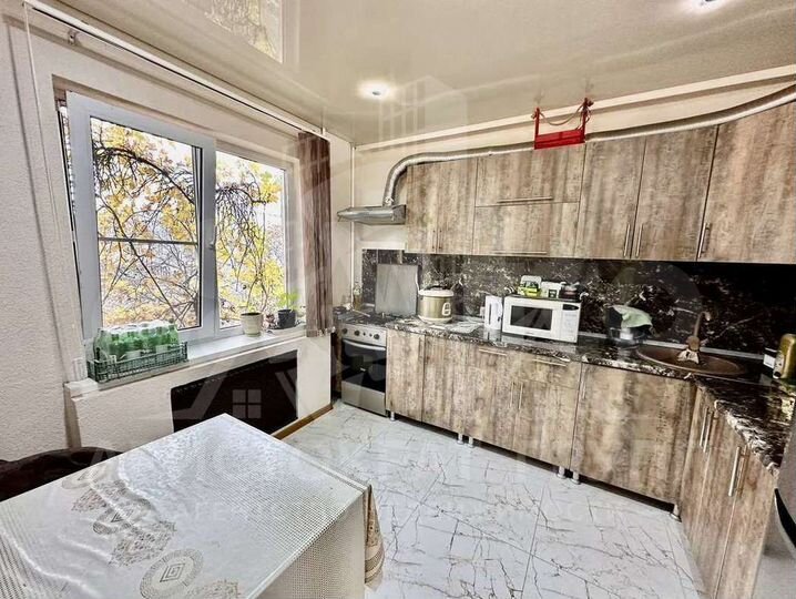 2-к. квартира, 55 м², 3/5 эт.