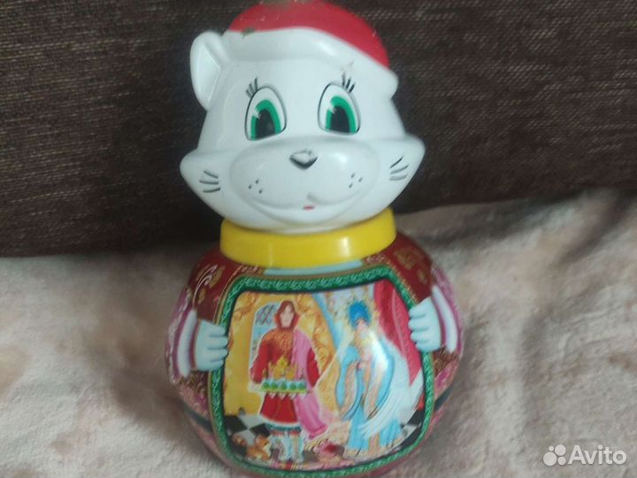 Неваляшка