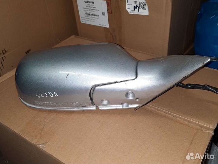 Правое зеркало mazda 323 BA