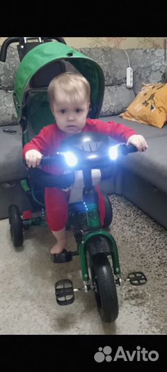 Велосипед с родительской ручкой