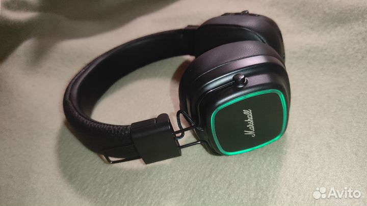 Беспроводные наушники marshall major 4