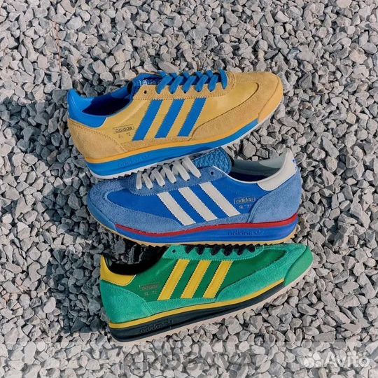 Adidas SL72 RS