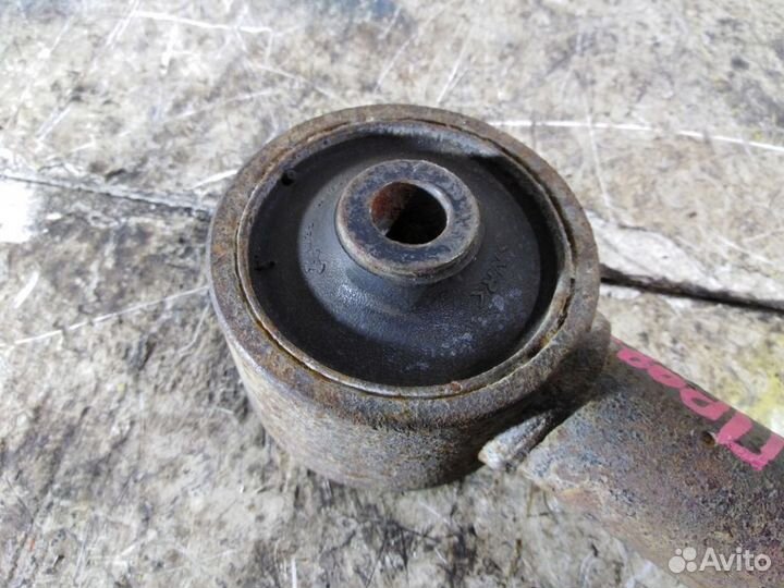 Тяга задняя продольная