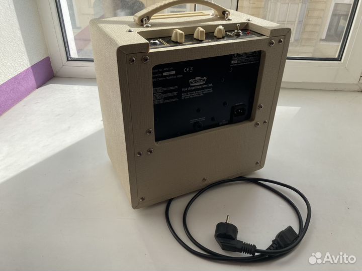 Ламповый комбоусилитель Vox ac4tv