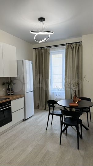 2-к. квартира, 65 м², 12/14 эт.