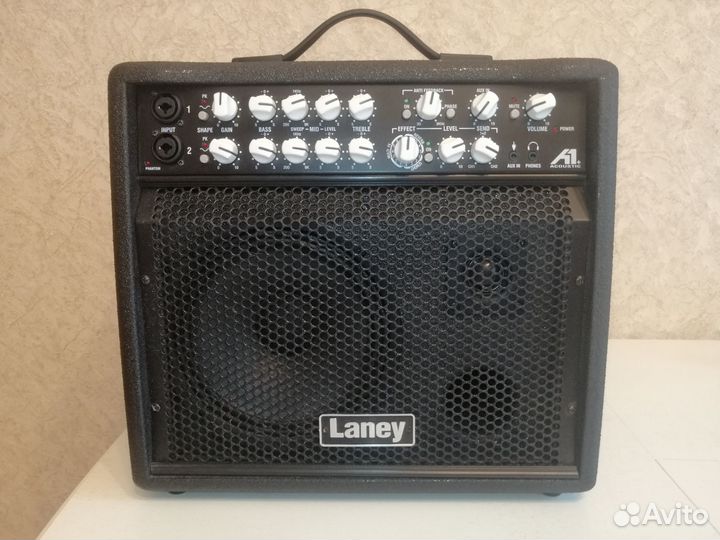Гитарный комбоусилитель Laney A1+