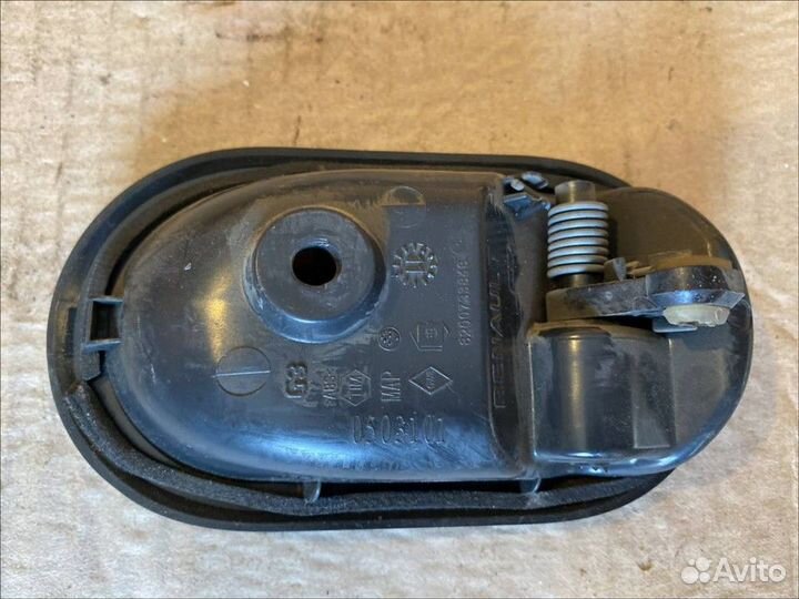 Ручка двери внутренняя левая Renault Logan