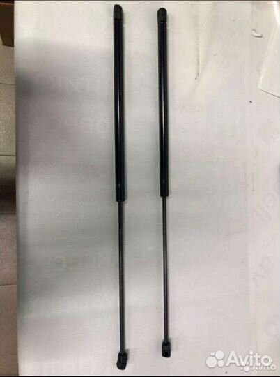 Амортизаторы капота Toyota camry