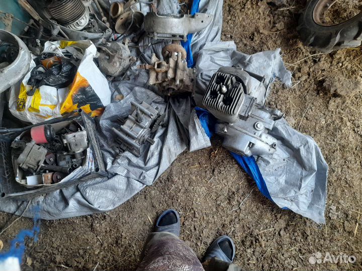 Запчасти на мотороллер муравей