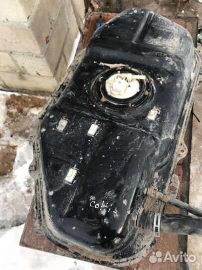 Бак топливный Mitsubishi Colt 2002-2012