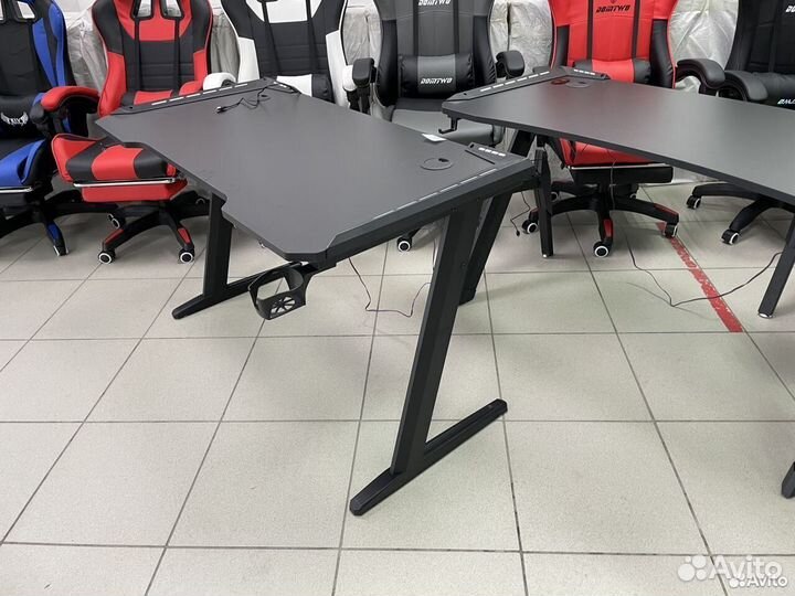 Компьютерный стол, карбон с подсветкой