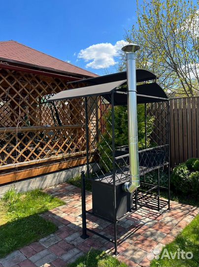 Мангал с крышей
