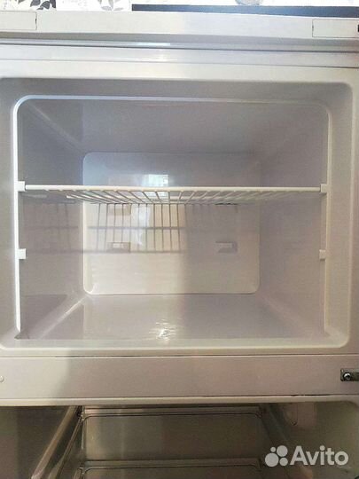 Холодильник Веко 175 см