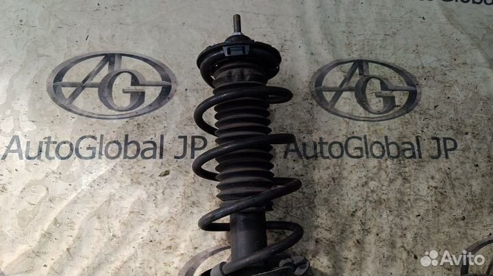 Амортизатор/стойка передняя правая Honda Freed/Freed+