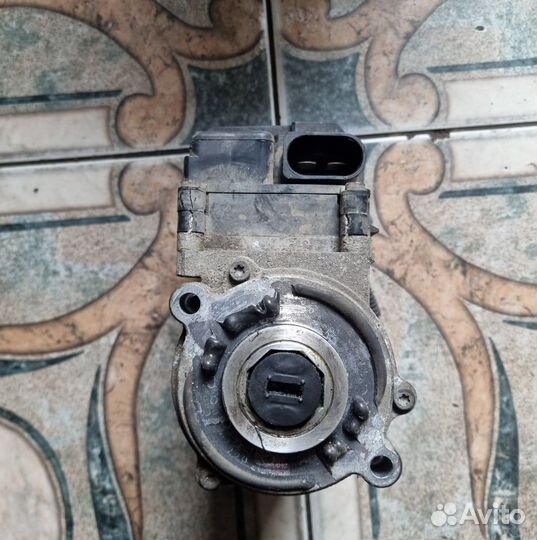 Электромотор рулевой рейки Volkswagen Touran