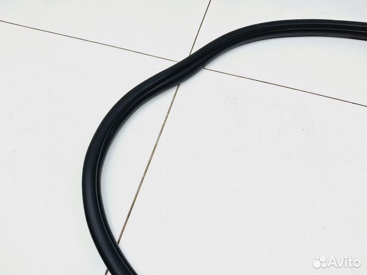 Уплотнитель двери Kia Sportage III (SL) 2010-2016