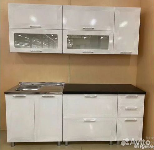 Кухня 2 метра монро