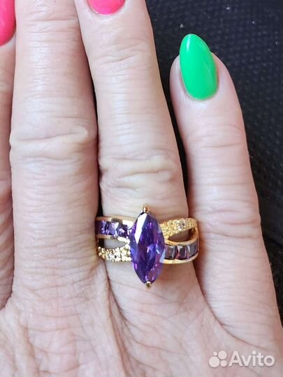 Кольцо с аметистами
