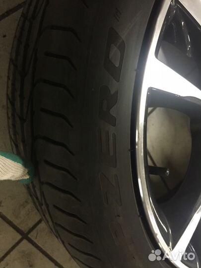 Pirelli P Zero 225/45 R19