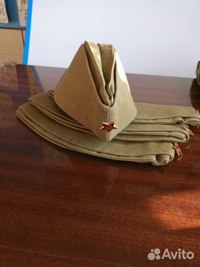 Пилотки. Читать описание