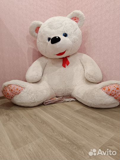 Большие плюшевые медведи
